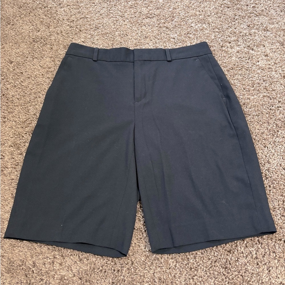 Banana Republic Bermuda Long Black Dress Shorts Women’s 6 Classic Spring Summer